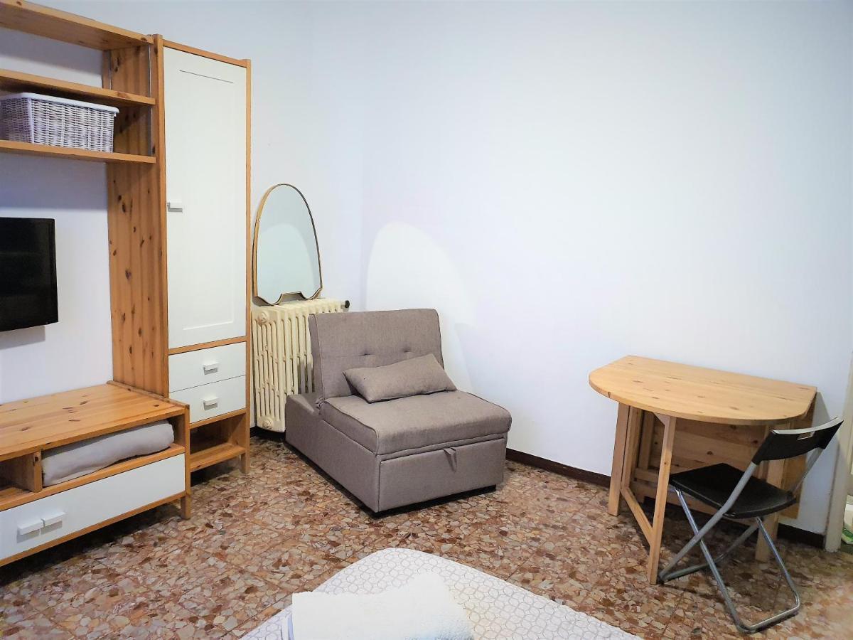Studio Luna Apartments Milán Exterior foto